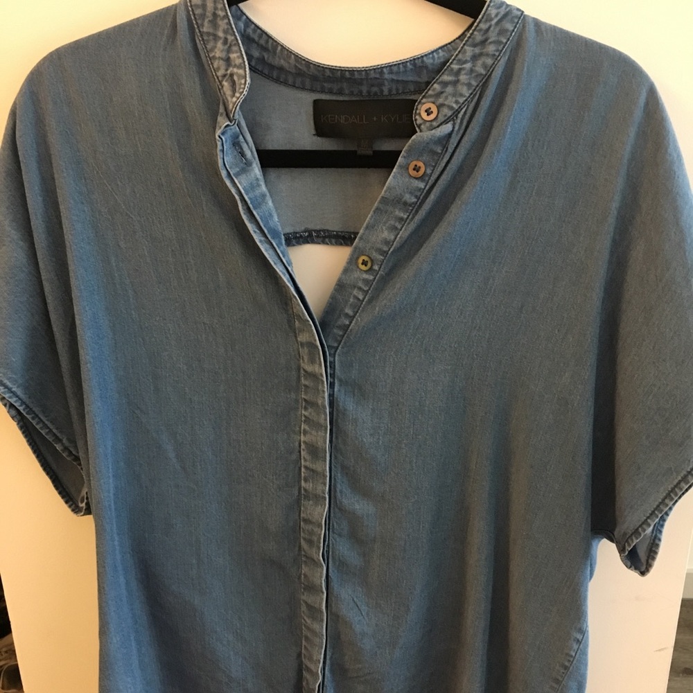 Kendall and Kylie Top